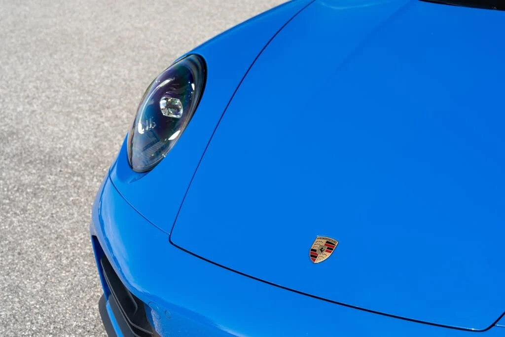 2025 Porsche 992 Carrera - Image 18 of 31
