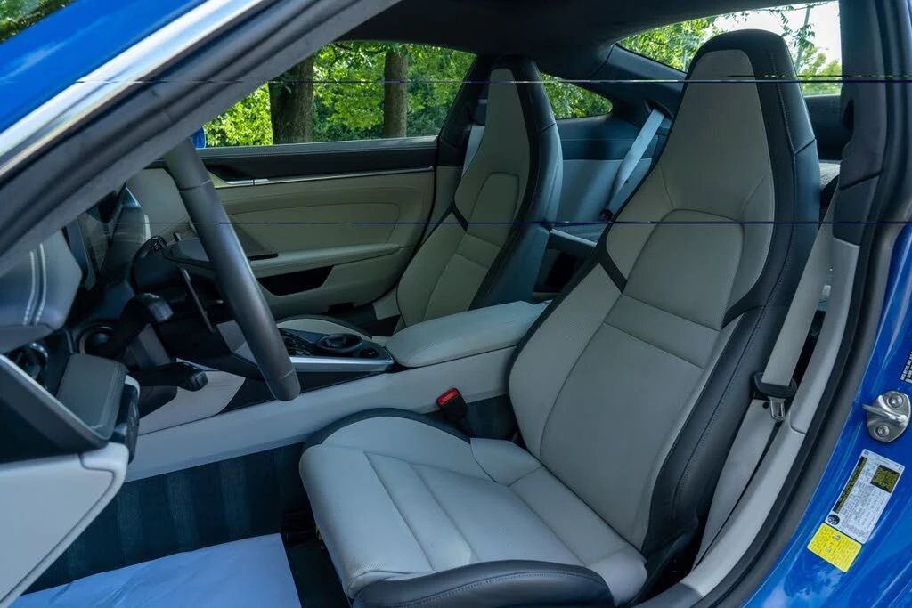 2025 Porsche 992 Carrera - Image 5 of 31