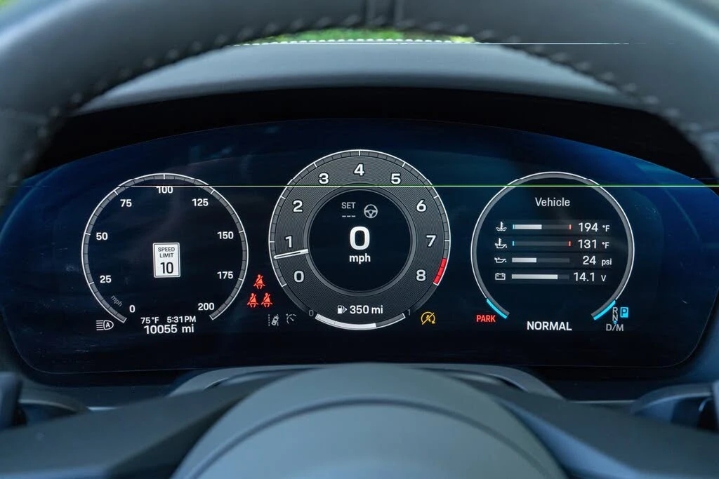 2025 Porsche 992 Carrera - Image 26 of 31