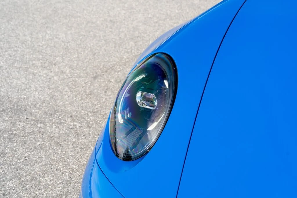 2025 Porsche 992 Carrera - Image 19 of 31
