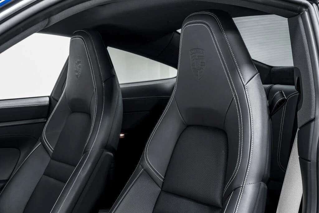 2025 Porsche 992 Carrera - Image 19 of 31