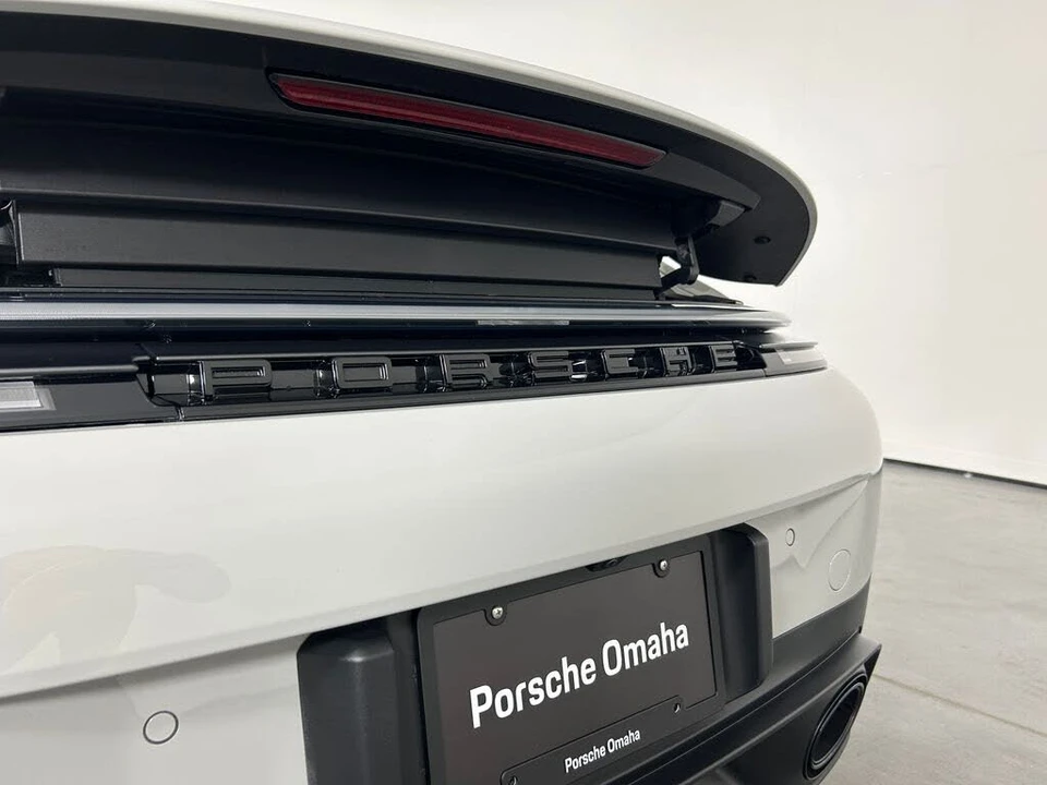 2025 Porsche 992 Carrera - Image 30 of 31