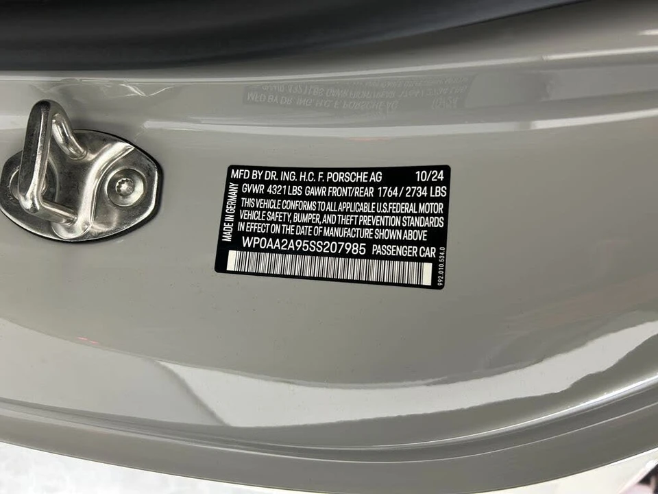 2025 Porsche 992 Carrera - Image 31 of 31