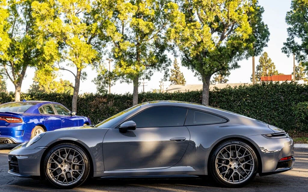 2025 Porsche 992 Carrera - Image 3 of 19