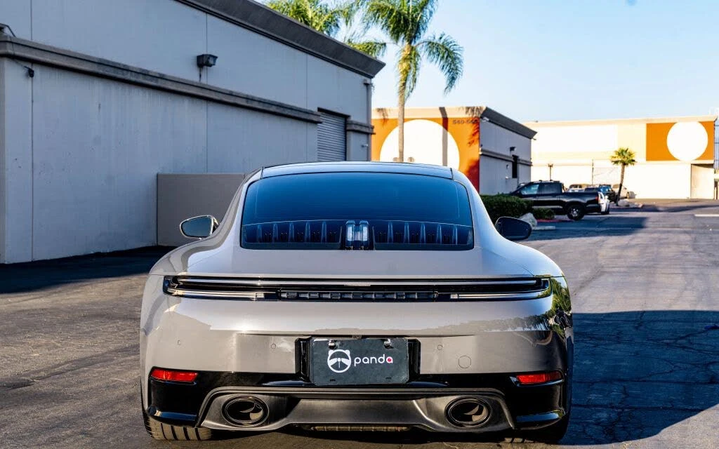 2025 Porsche 992 Carrera - Image 5 of 19