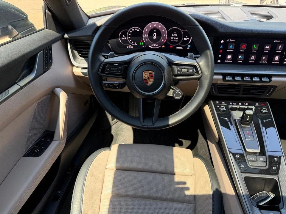 2025 Porsche 992 Carrera - Image 10 of 22
