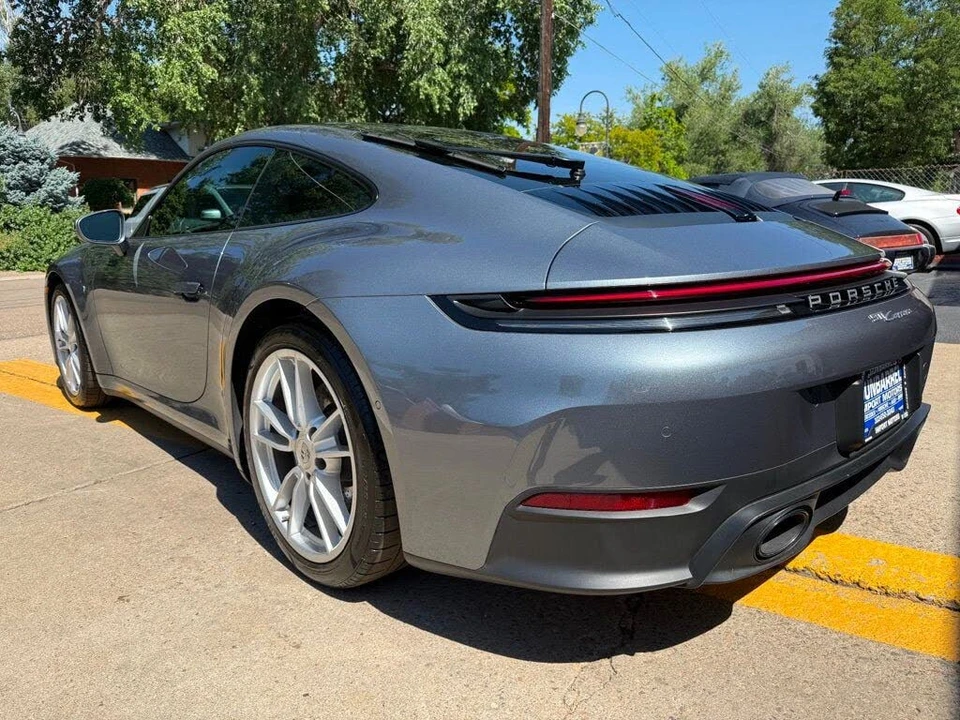 2025 Porsche 992 Carrera - Image 7 of 22