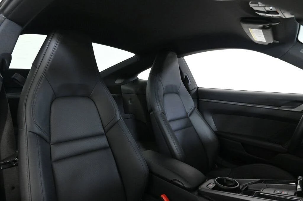 2025 Porsche 992 Carrera - Image 18 of 29
