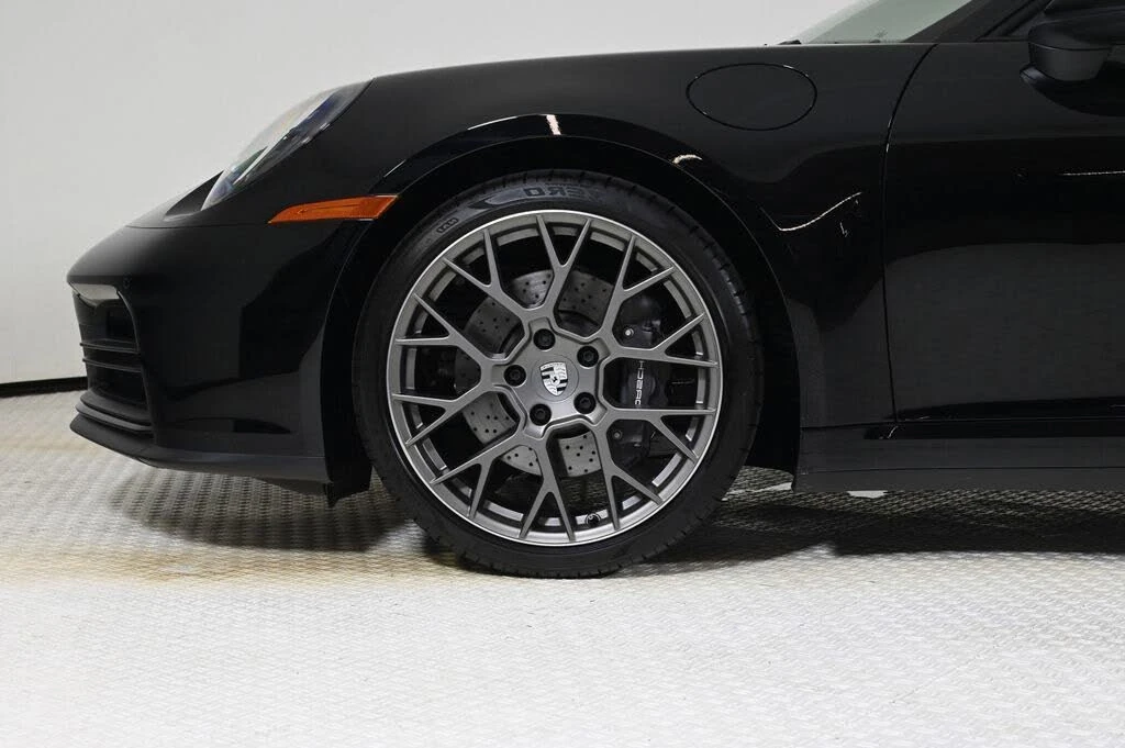 2025 Porsche 992 Carrera - Image 28 of 29