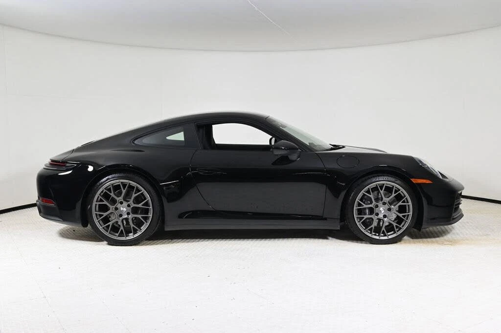 2025 Porsche 992 Carrera - Image 7 of 29