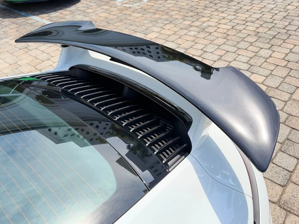 2025 Porsche 992 Carrera - Image 15 of 31