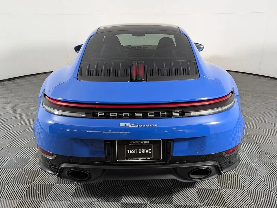 2025 Porsche 992 Carrera - Image 6 of 31