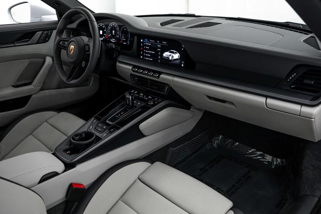 2025 Porsche 992 Carrera - Image 12 of 27