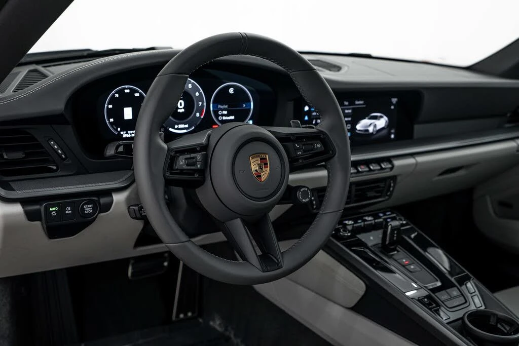 2025 Porsche 992 Carrera - Image 17 of 27