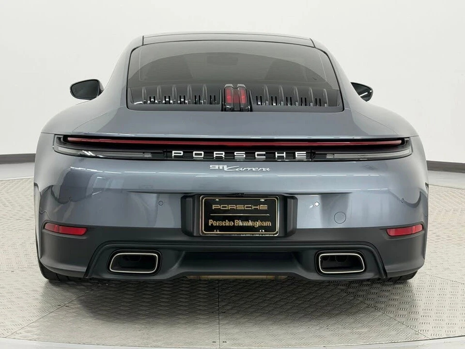 2025 Porsche 992 Carrera - Image 10 of 31