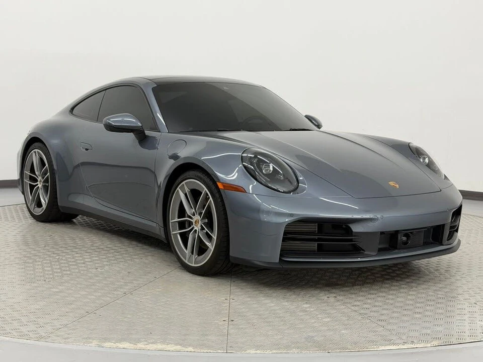 2025 Porsche 992 Carrera - Image 7 of 31