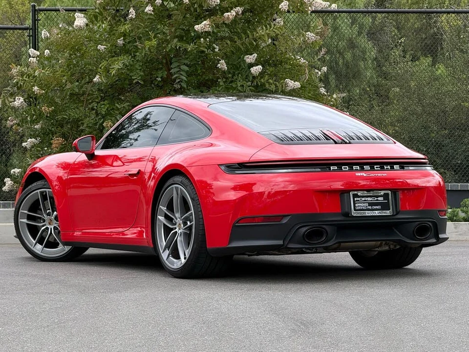 2025 Porsche 992 Carrera - Image 3 of 31