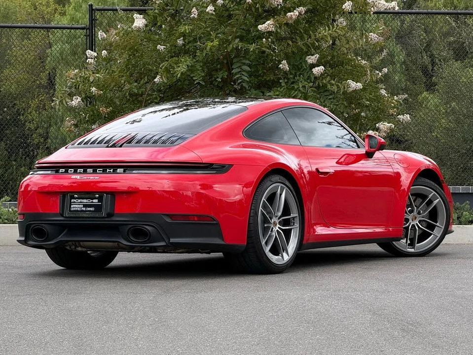 2025 Porsche 992 Carrera - Image 7 of 31