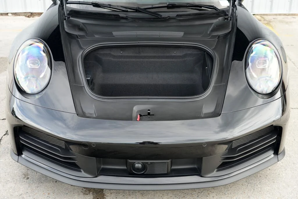 2025 Porsche 992 Carrera - Image 8 of 31