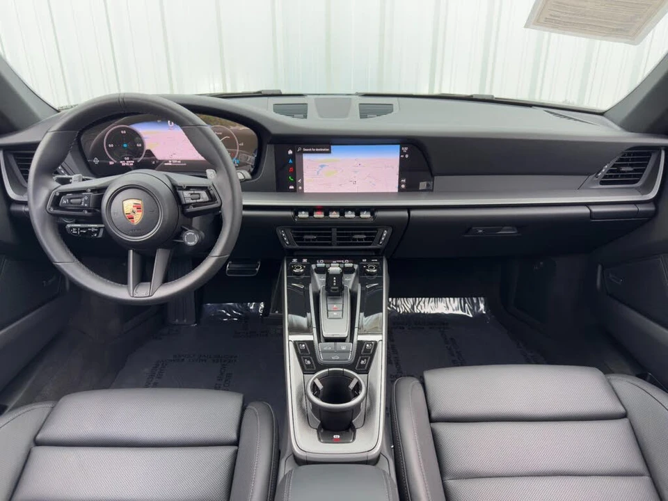 2025 Porsche 992 Carrera - Image 12 of 31