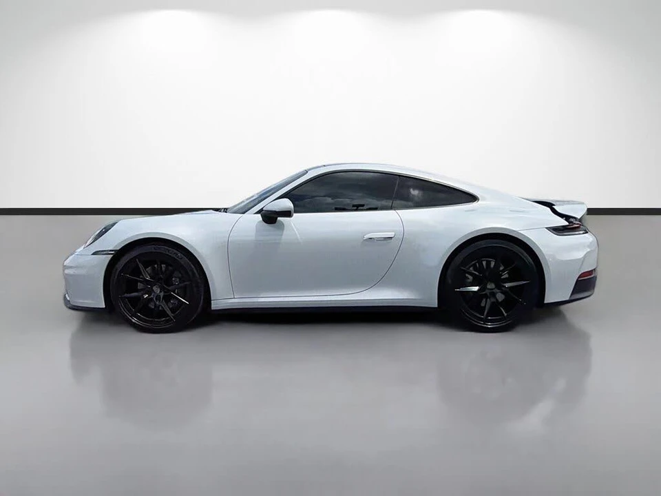 2025 Porsche 992 Carrera - Image 6 of 31