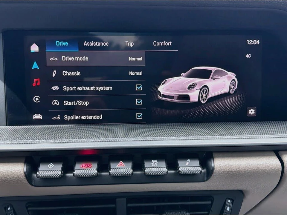 2025 Porsche 992 Carrera - Image 28 of 31