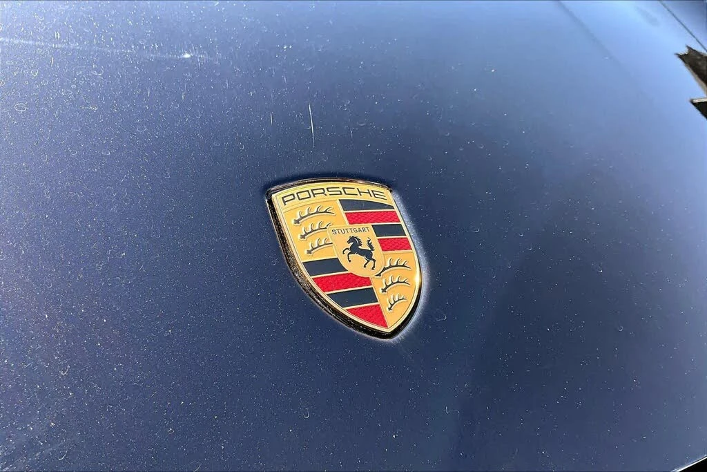 2025 Porsche 992 Carrera - Image 24 of 26
