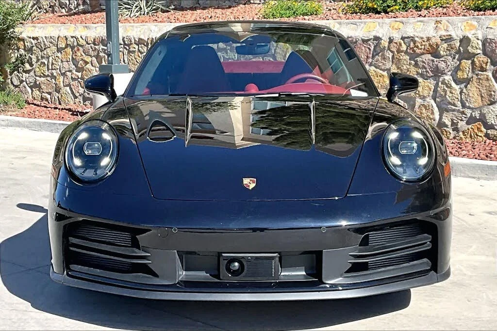 2025 Porsche 992 Carrera - Image 10 of 26