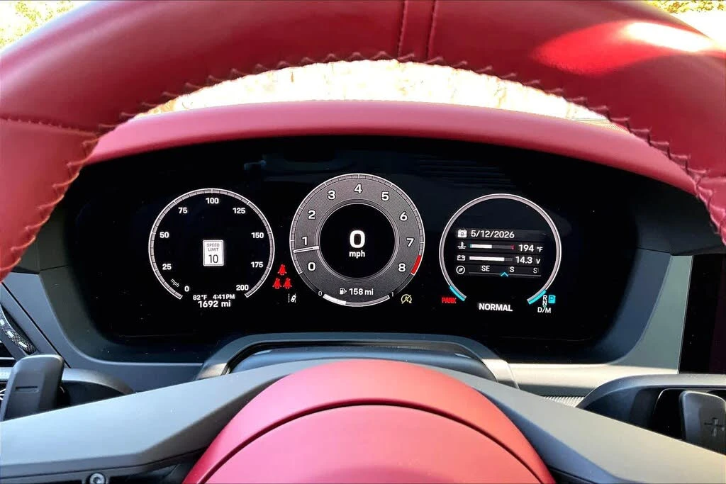 2025 Porsche 992 Carrera - Image 25 of 26