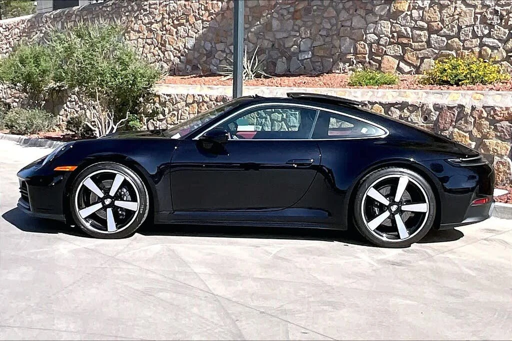 2025 Porsche 992 Carrera - Image 2 of 26