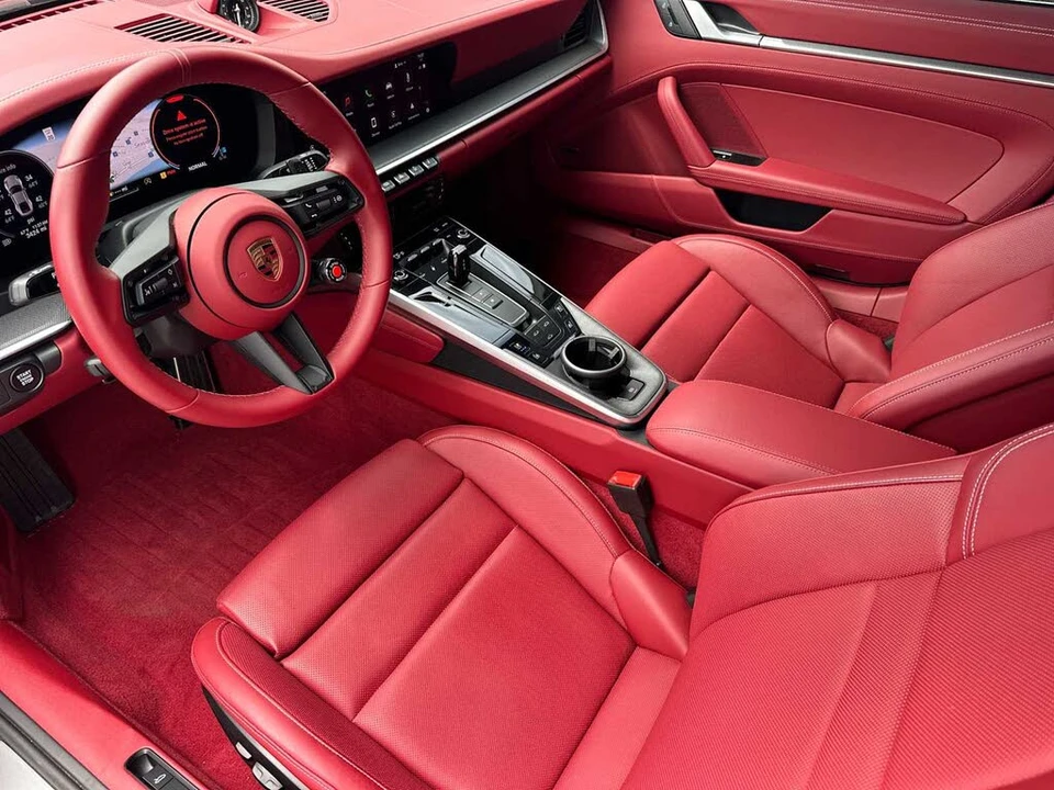 2025 Porsche 992 Carrera - Image 4 of 26