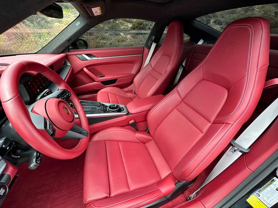2025 Porsche 992 Carrera - Image 5 of 26