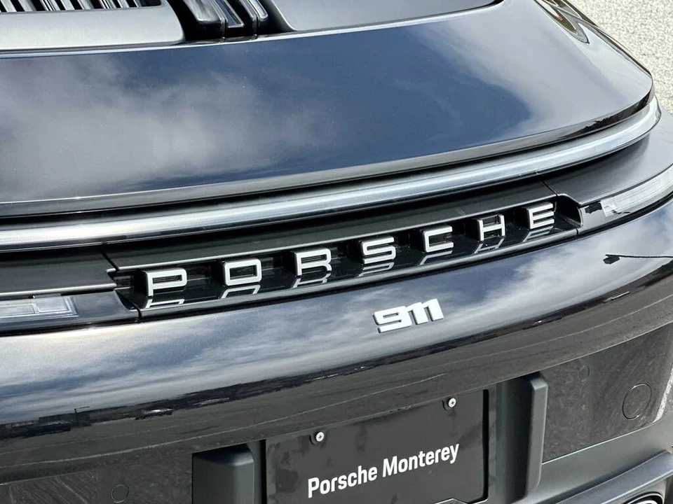 2025 Porsche 992 Carrera - Image 25 of 26
