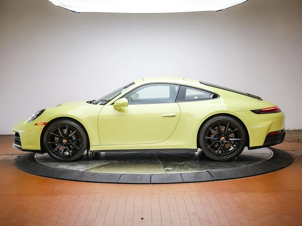 2025 Porsche 992 Carrera - Image 2 of 30