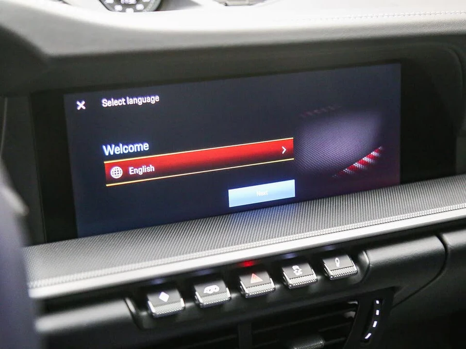 2025 Porsche 992 Carrera - Image 17 of 30