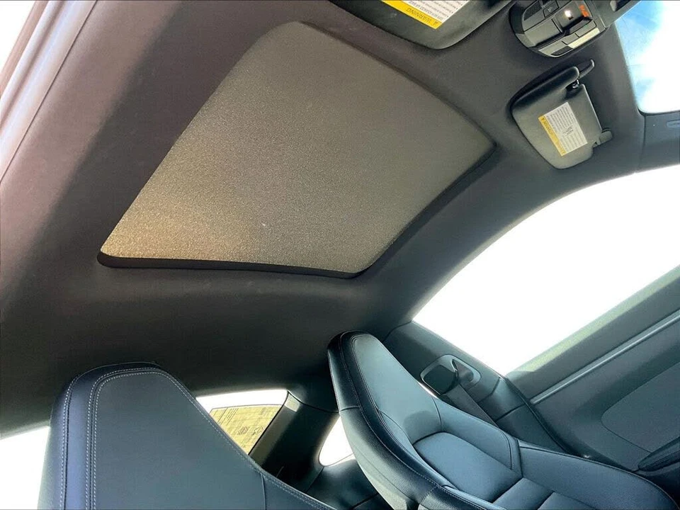 2025 Porsche 992 Carrera - Image 18 of 26