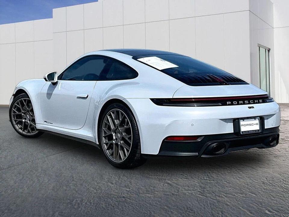 2025 Porsche 992 Carrera - Image 3 of 26