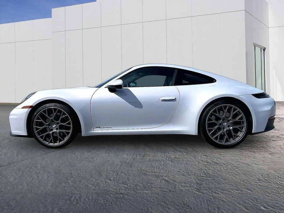 2025 Porsche 992 Carrera - Image 2 of 26