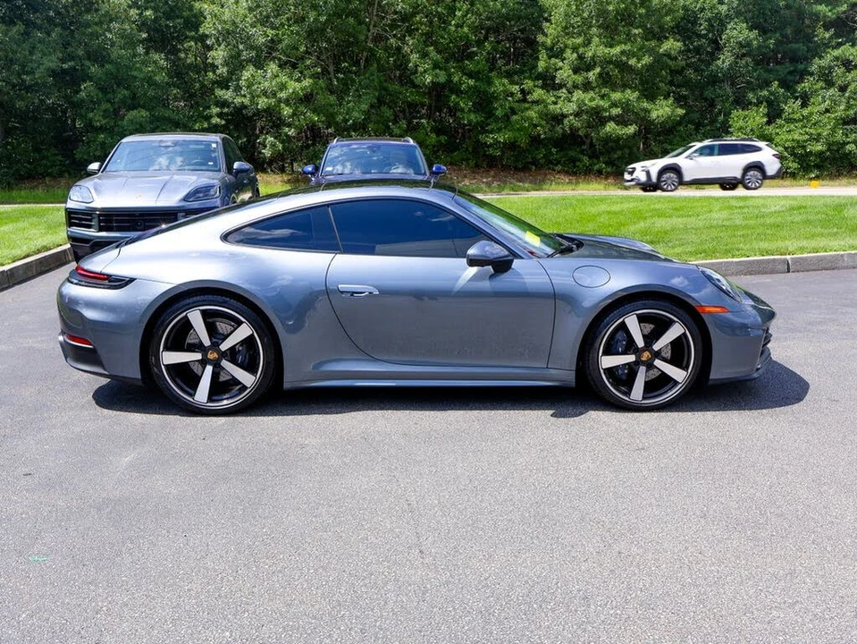 2025 Porsche 992 Carrera - Image 30 of 31