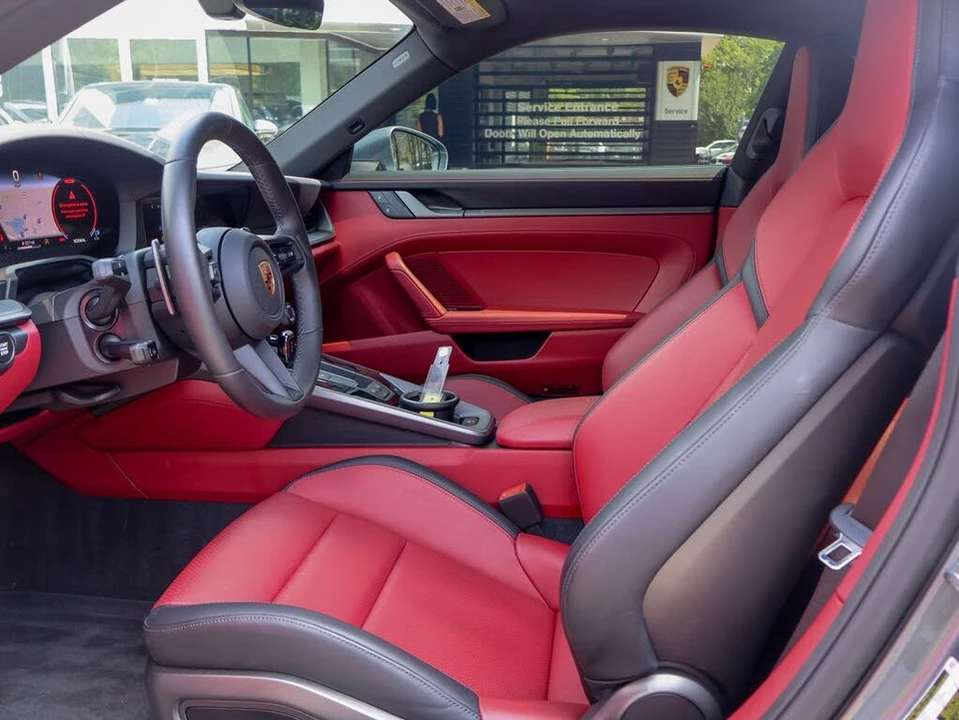 2025 Porsche 992 Carrera - Image 5 of 31
