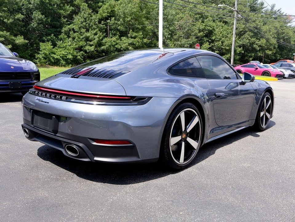 2025 Porsche 992 Carrera - Image 31 of 31