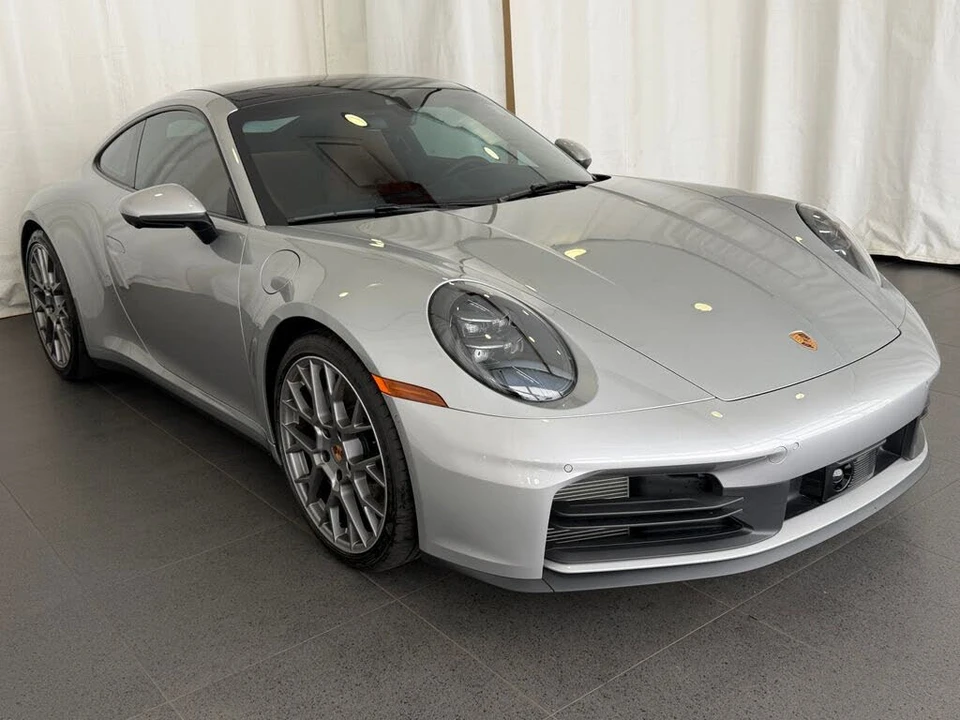 2025 Porsche 992 Carrera - Image 7 of 26