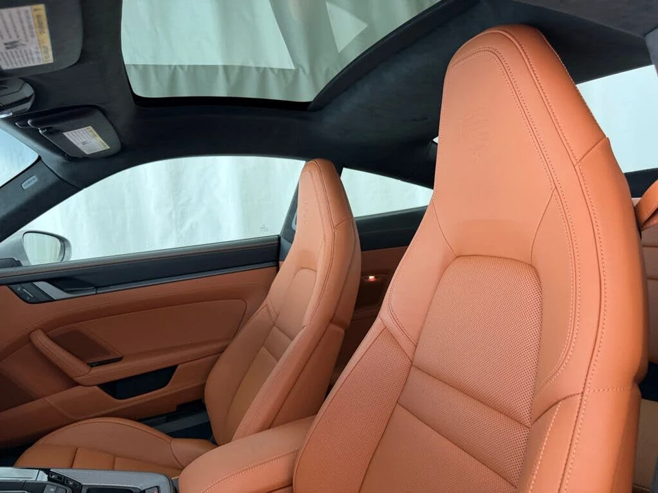 2025 Porsche 992 Carrera - Image 23 of 26