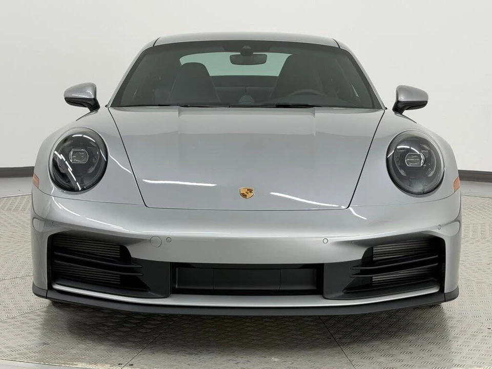 2025 Porsche 992 Carrera - Image 6 of 31