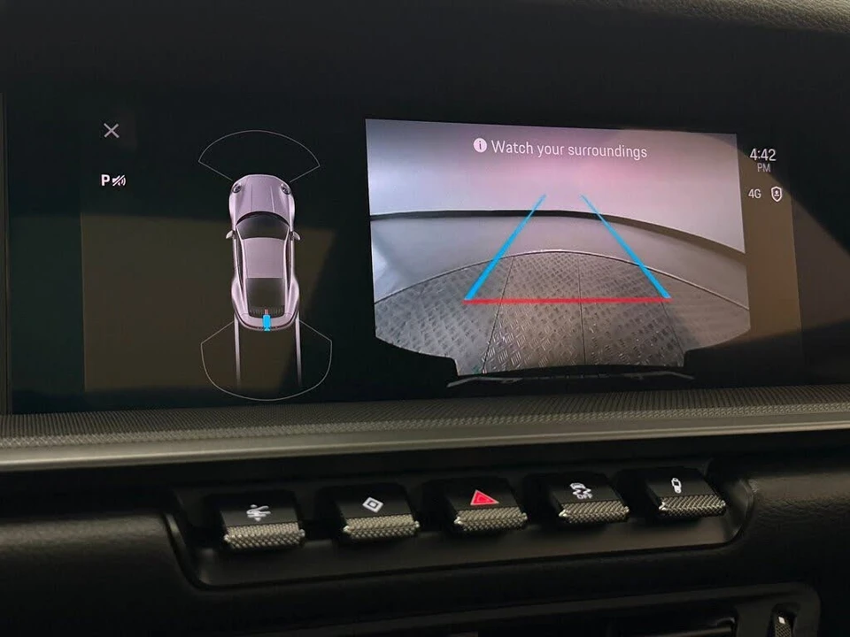 2025 Porsche 992 Carrera - Image 20 of 31