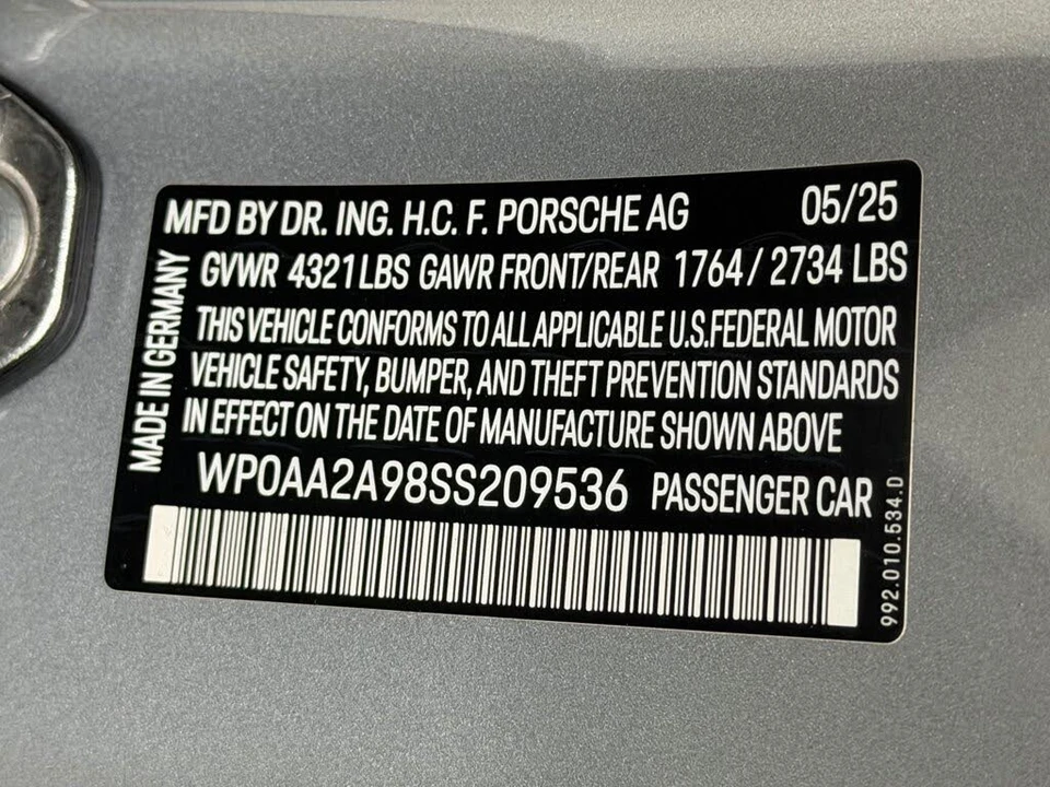 2025 Porsche 992 Carrera - Image 25 of 31