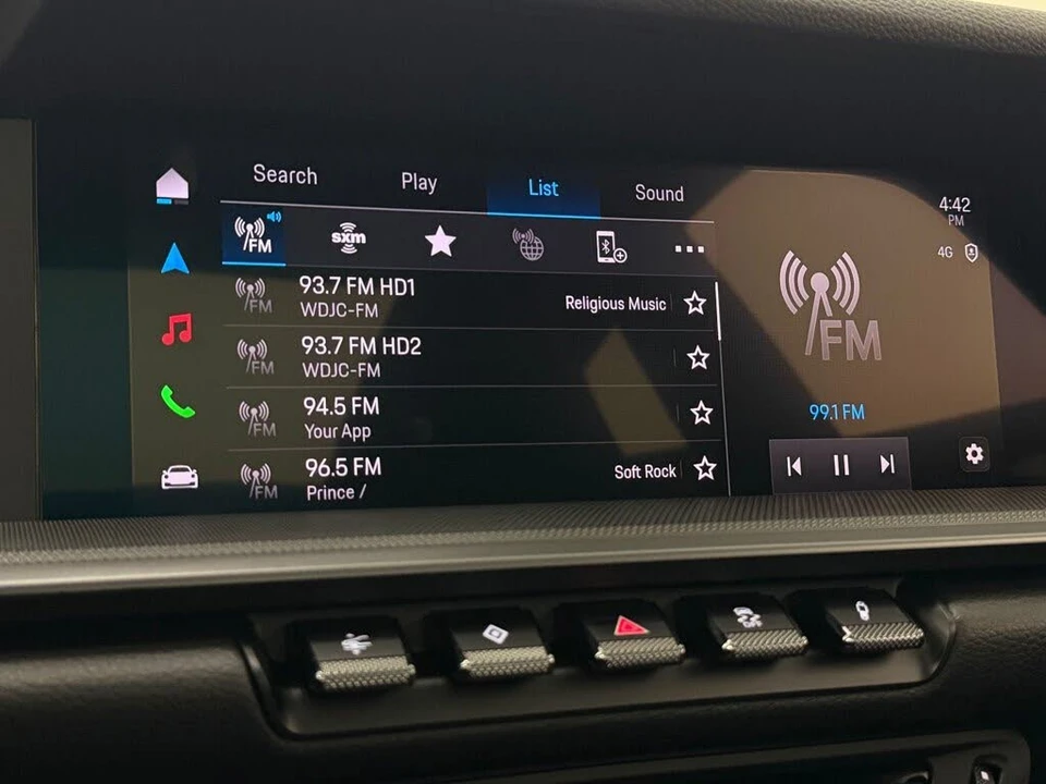 2025 Porsche 992 Carrera - Image 21 of 31