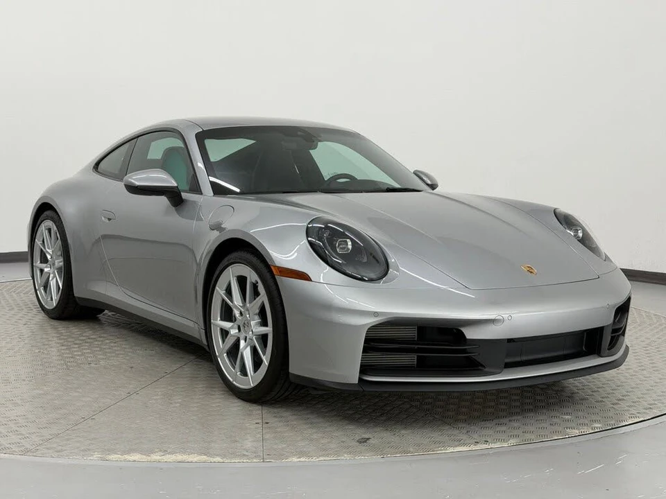 2025 Porsche 992 Carrera - Image 7 of 31