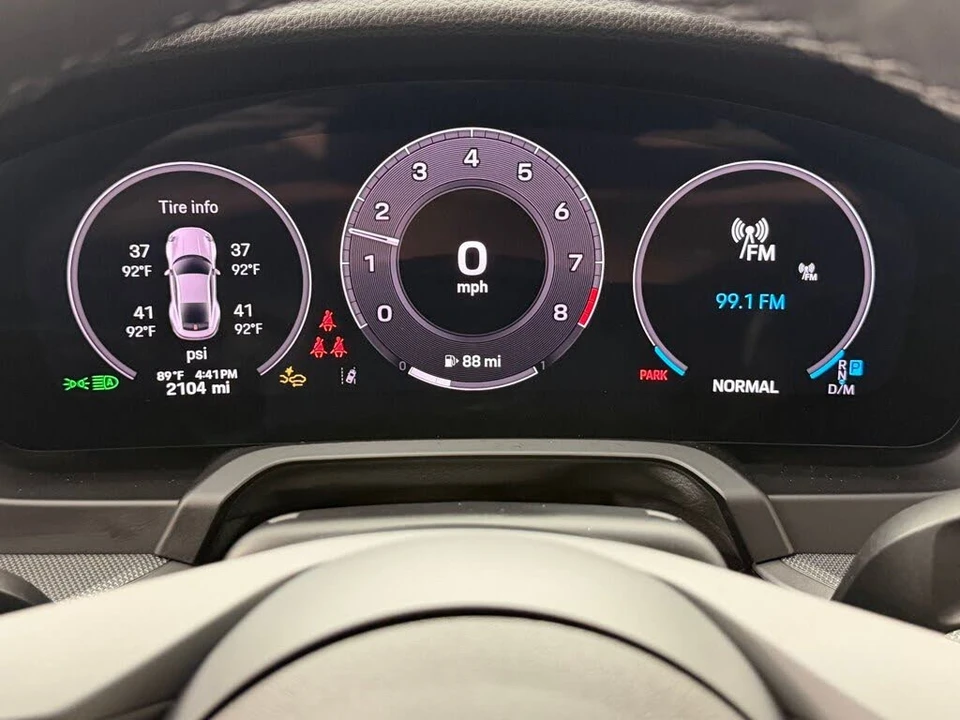 2025 Porsche 992 Carrera - Image 22 of 31