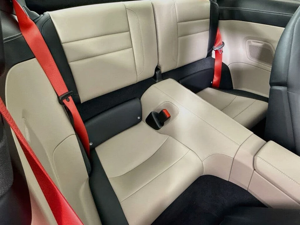 2025 Porsche 992 Carrera - Image 28 of 31